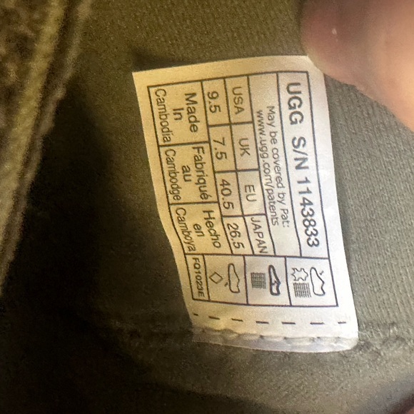 UGG The Lug Moss Green Boots 9.5 M NEW - Picture 9 of 9